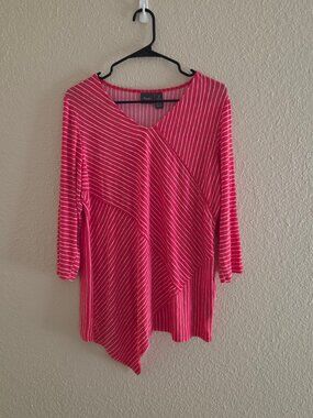 Chicos Travelers Top Womens 2 L Coral Pink Stripe Asymmetric Slinky Knit Tunic